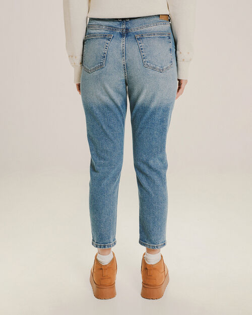 Jeans Mom Fit Efecto Lavado